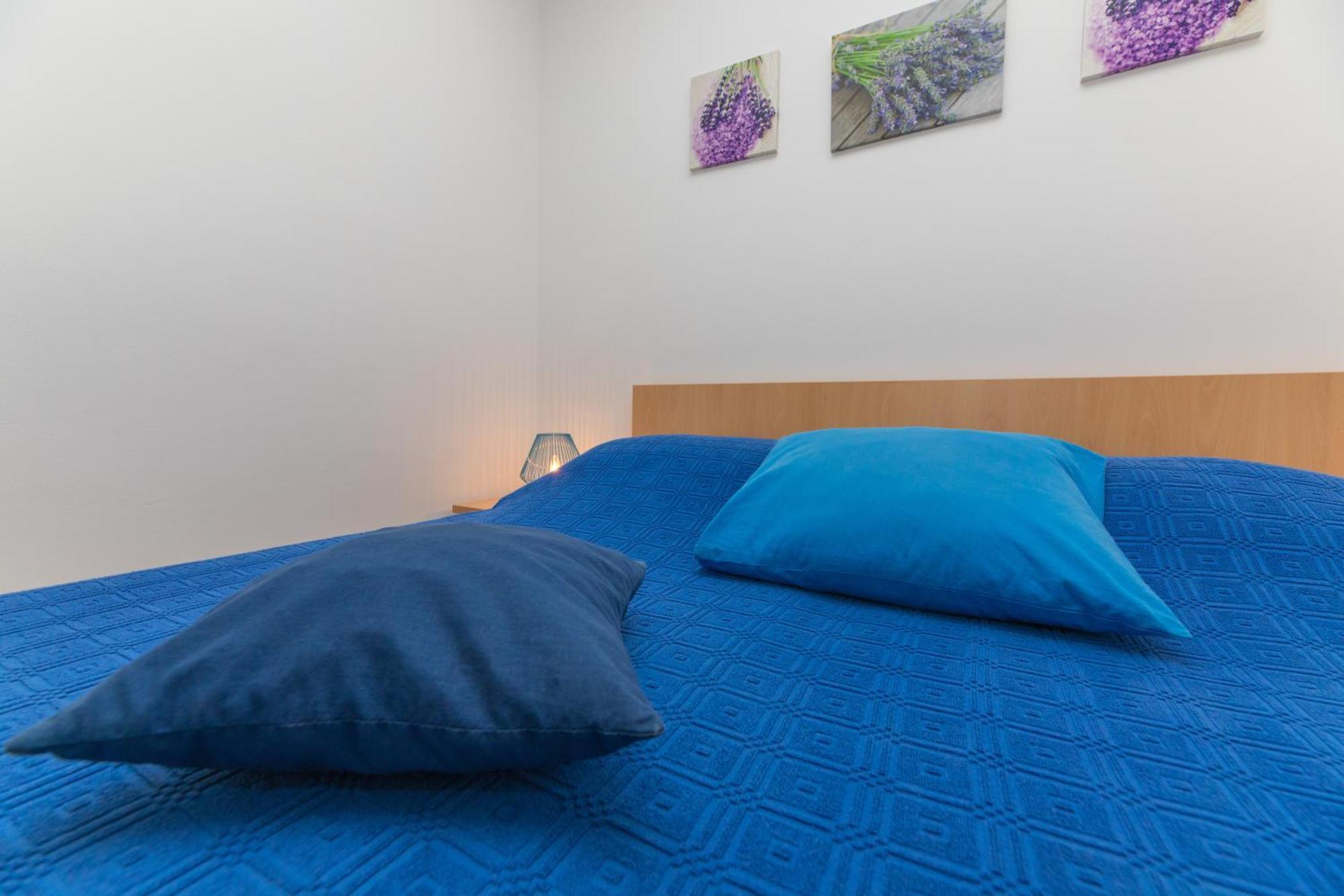 Apartments Lux Bol Zewnętrze zdjęcie