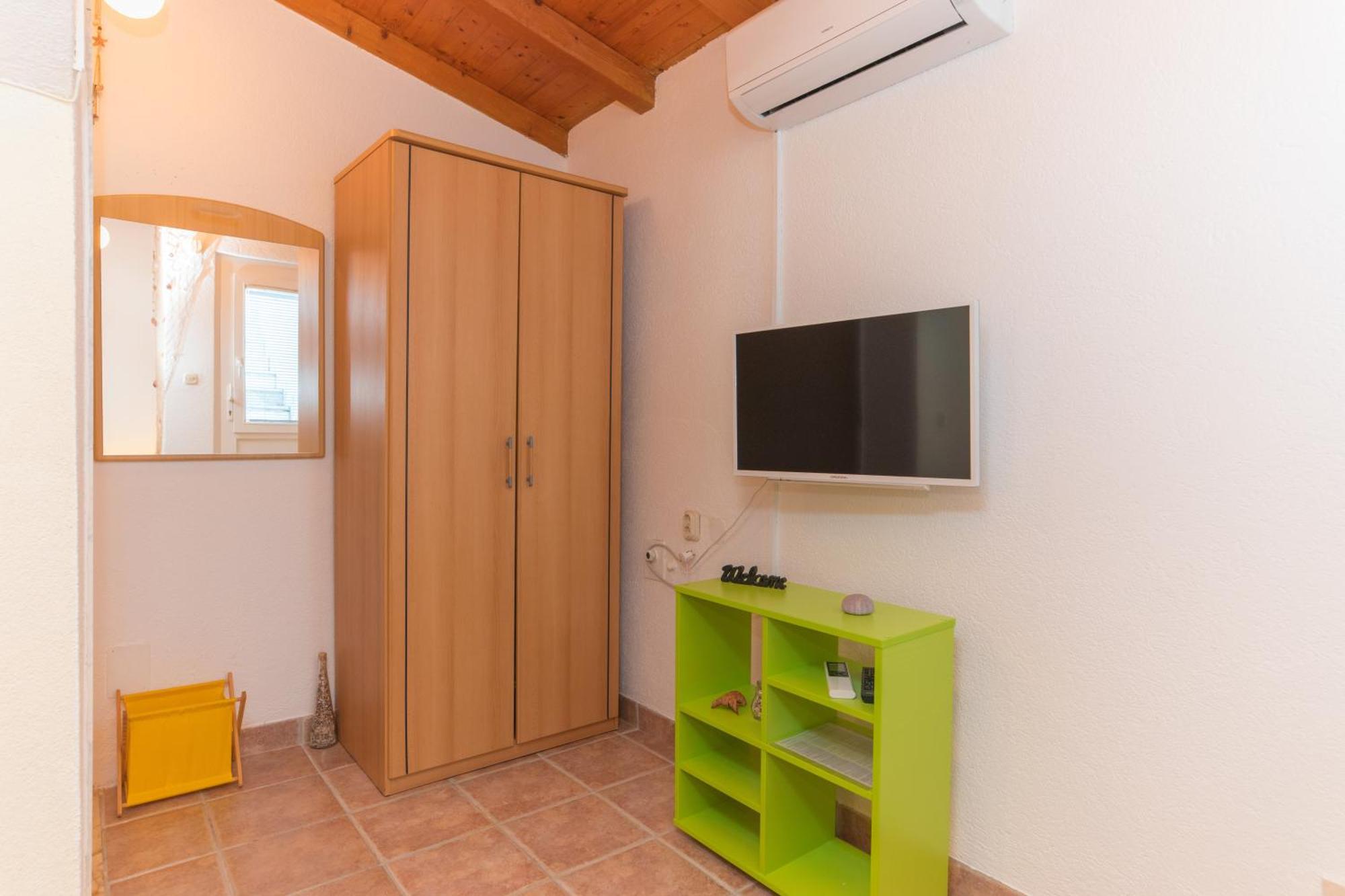 Apartments Lux Bol Zewnętrze zdjęcie