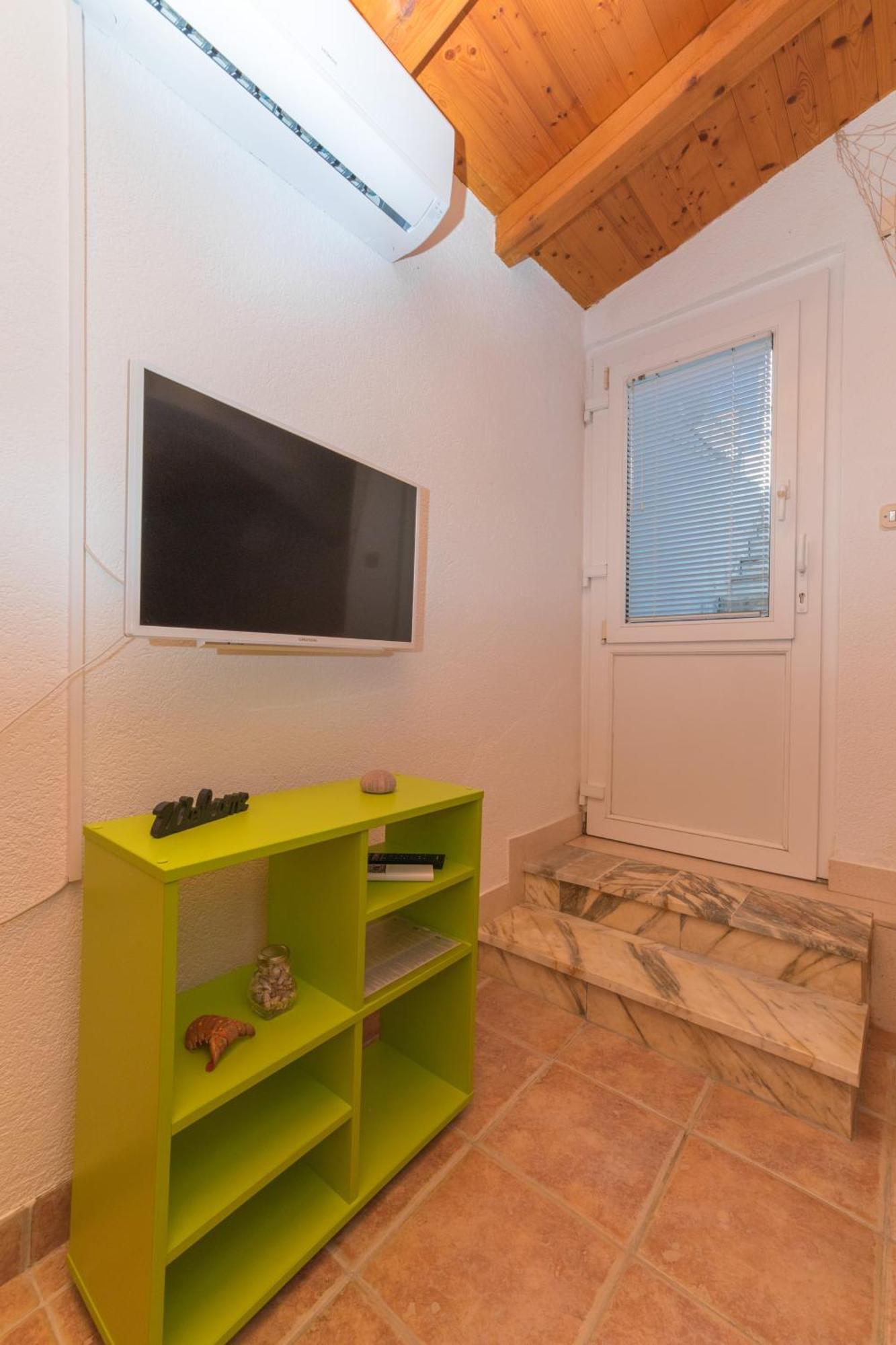 Apartments Lux Bol Zewnętrze zdjęcie