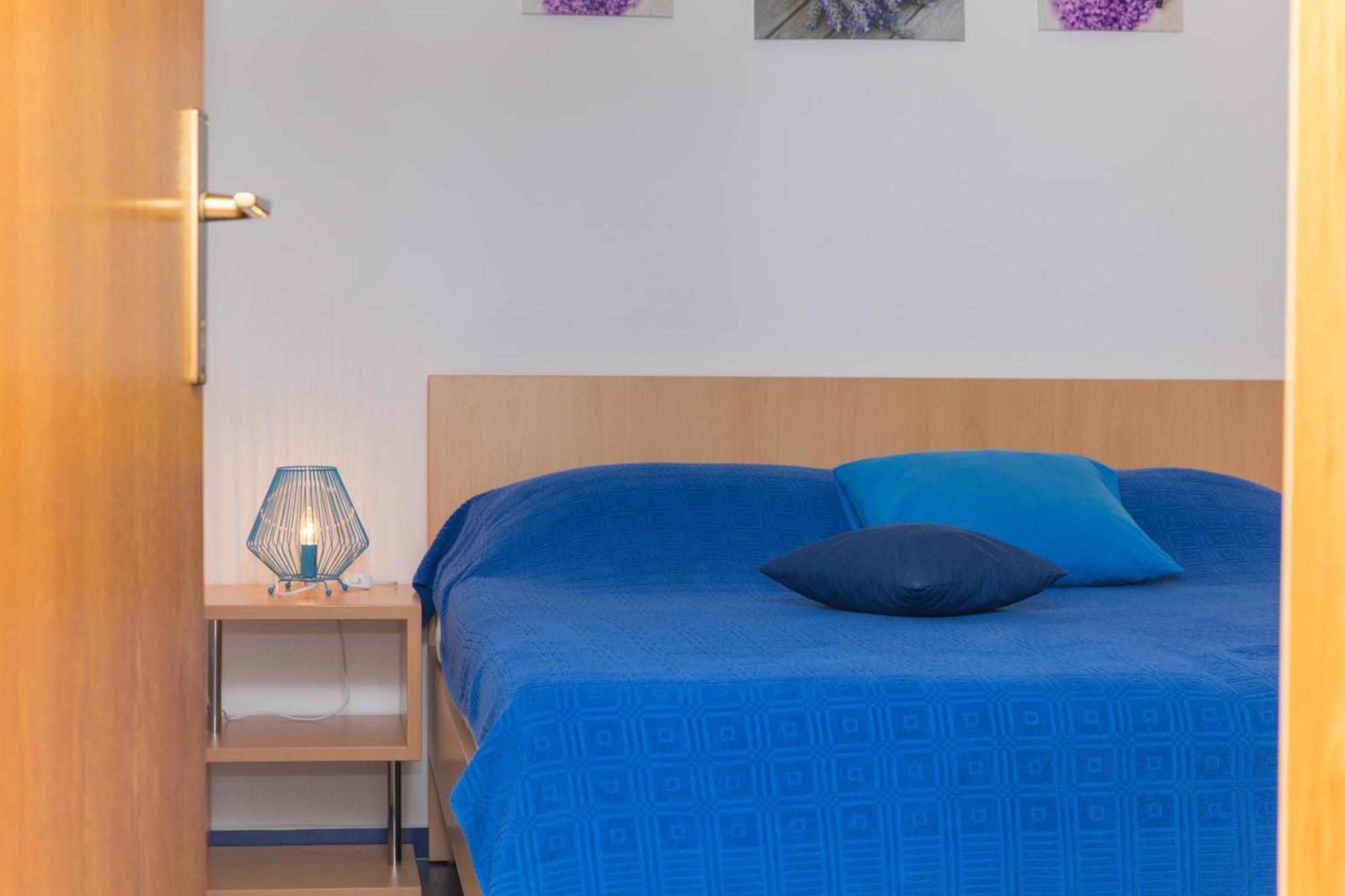 Apartments Lux Bol Zewnętrze zdjęcie