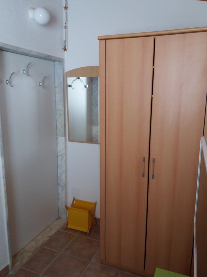 Apartments Lux Bol Zewnętrze zdjęcie
