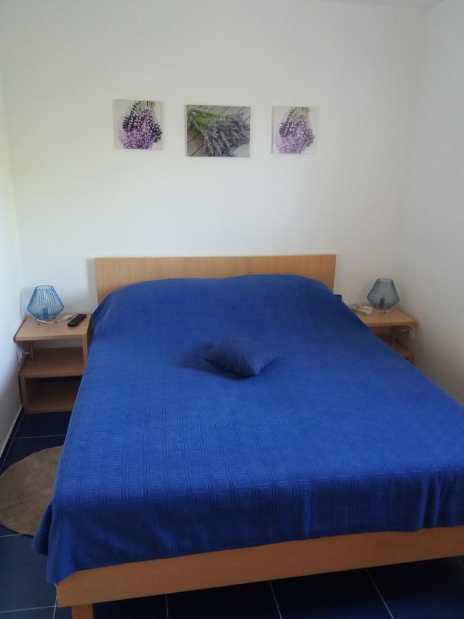 Apartments Lux Bol Zewnętrze zdjęcie
